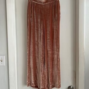 Alice and Olivia wide leg velvet pants in a mauve color